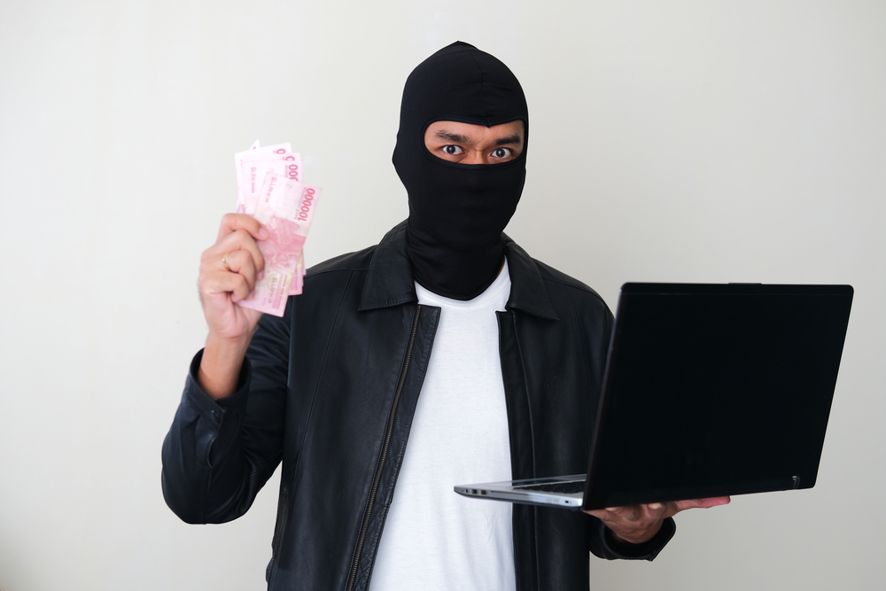 Fraud Is: Definition, Factors, Types, and How to Prevent it
